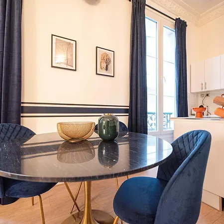 Aparthotel Luxury Loft In Champs Elysees